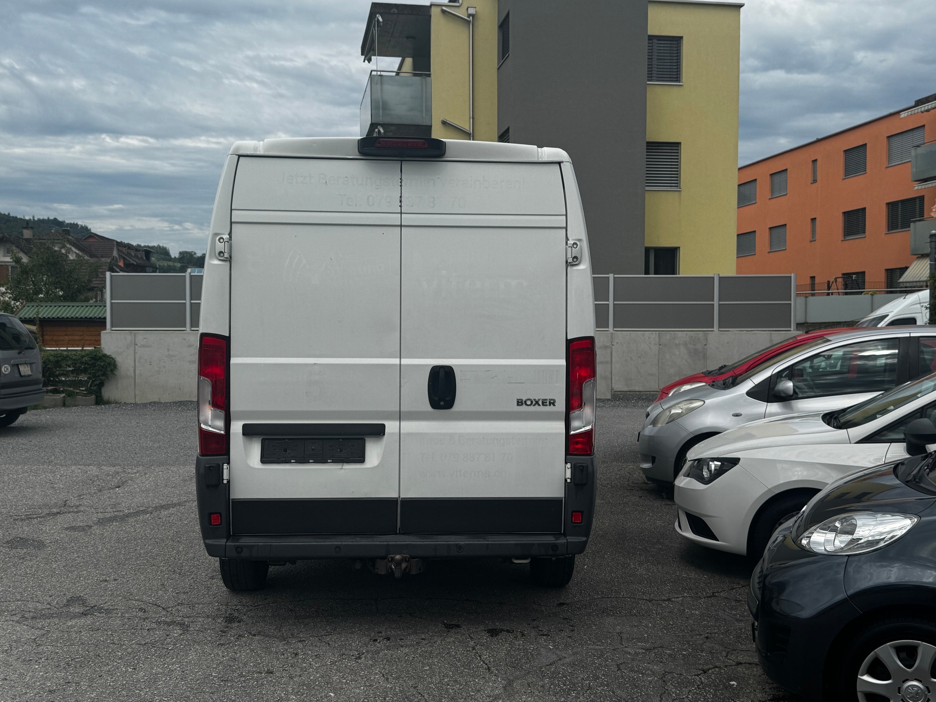 PEUGEOT Boxer 2.0 HDI 335 Active L2H2-image-14