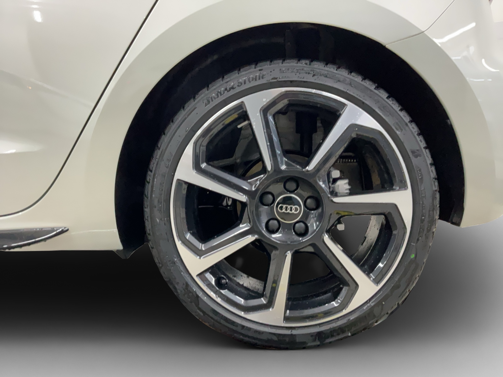 AUDI A1 Sportback 30 TFSI Attraction S-tronic-image-13