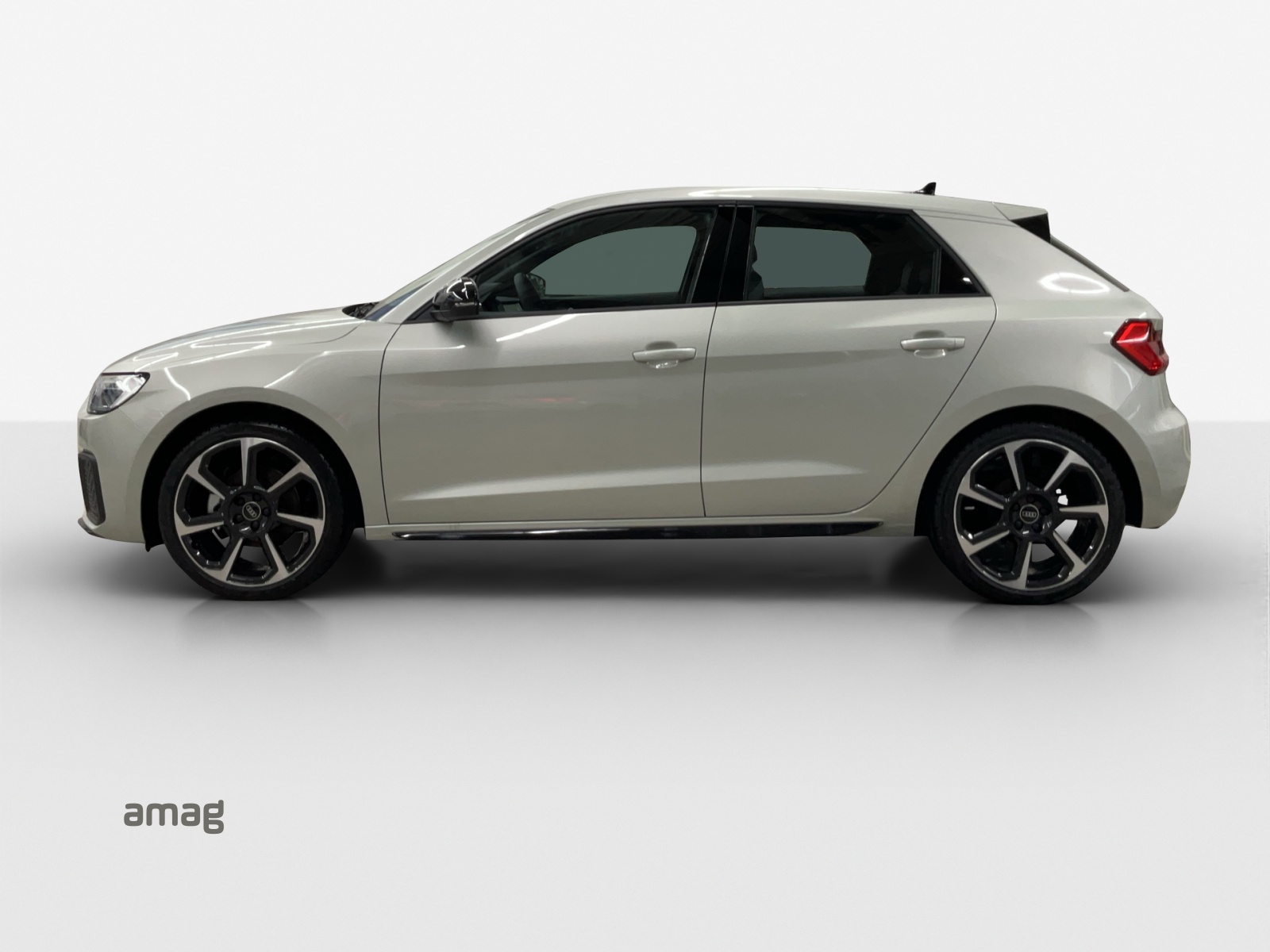 AUDI A1 Sportback 30 TFSI Attraction S-tronic-image-1