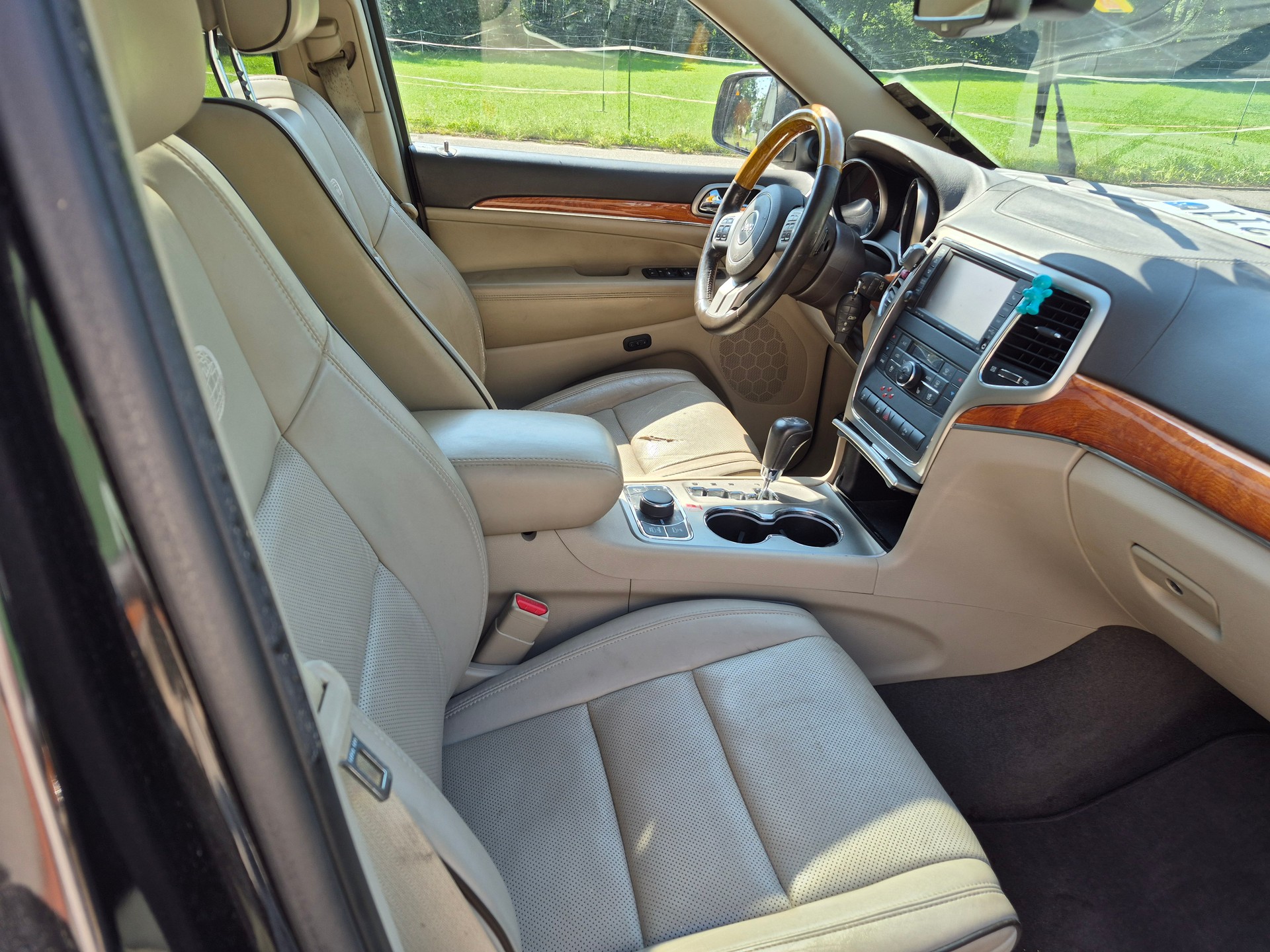 JEEP Grand Cherokee 3.0 CRD Overland Automatic-image-4