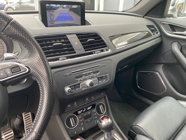 AUDI RS Q3 2.5 TFSI quattro S-Tronic-image-7