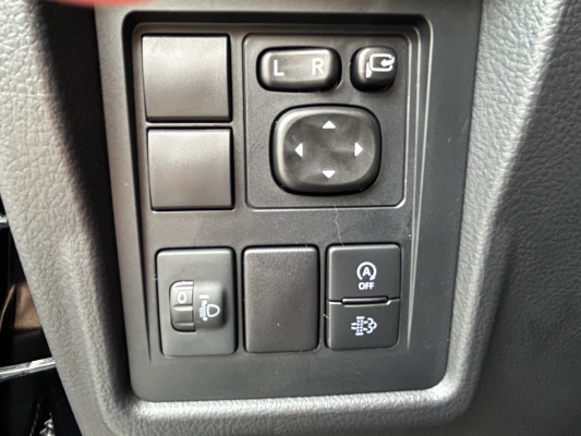 TOYOTA LandCruiser 2.8TD Active-image-6
