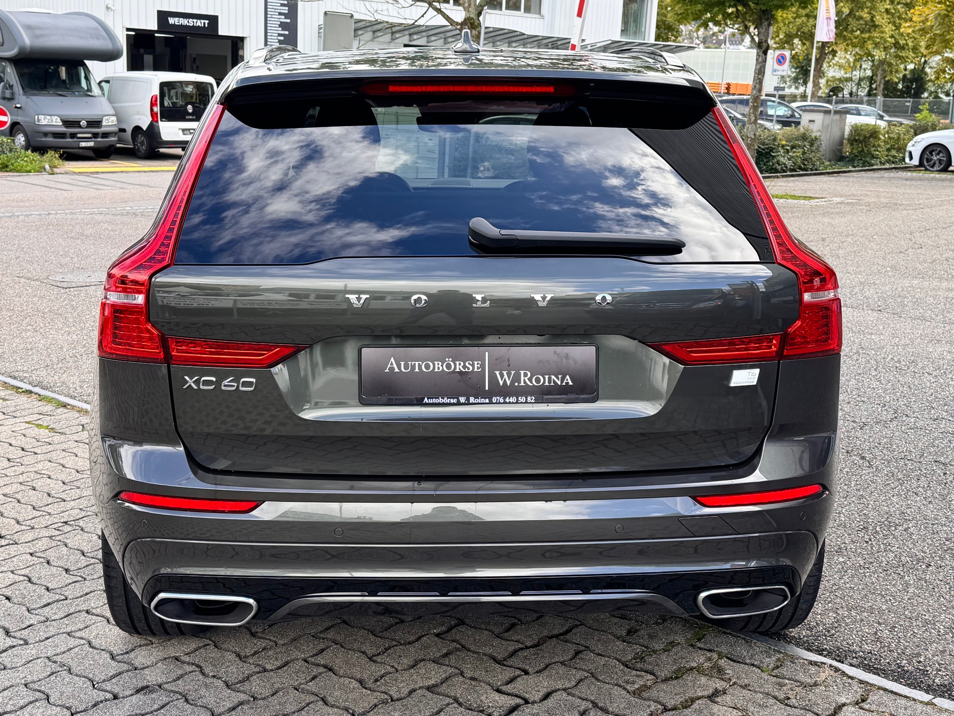 VOLVO XC60 T6 eAWD R-Design Expression Geartronic-image-3