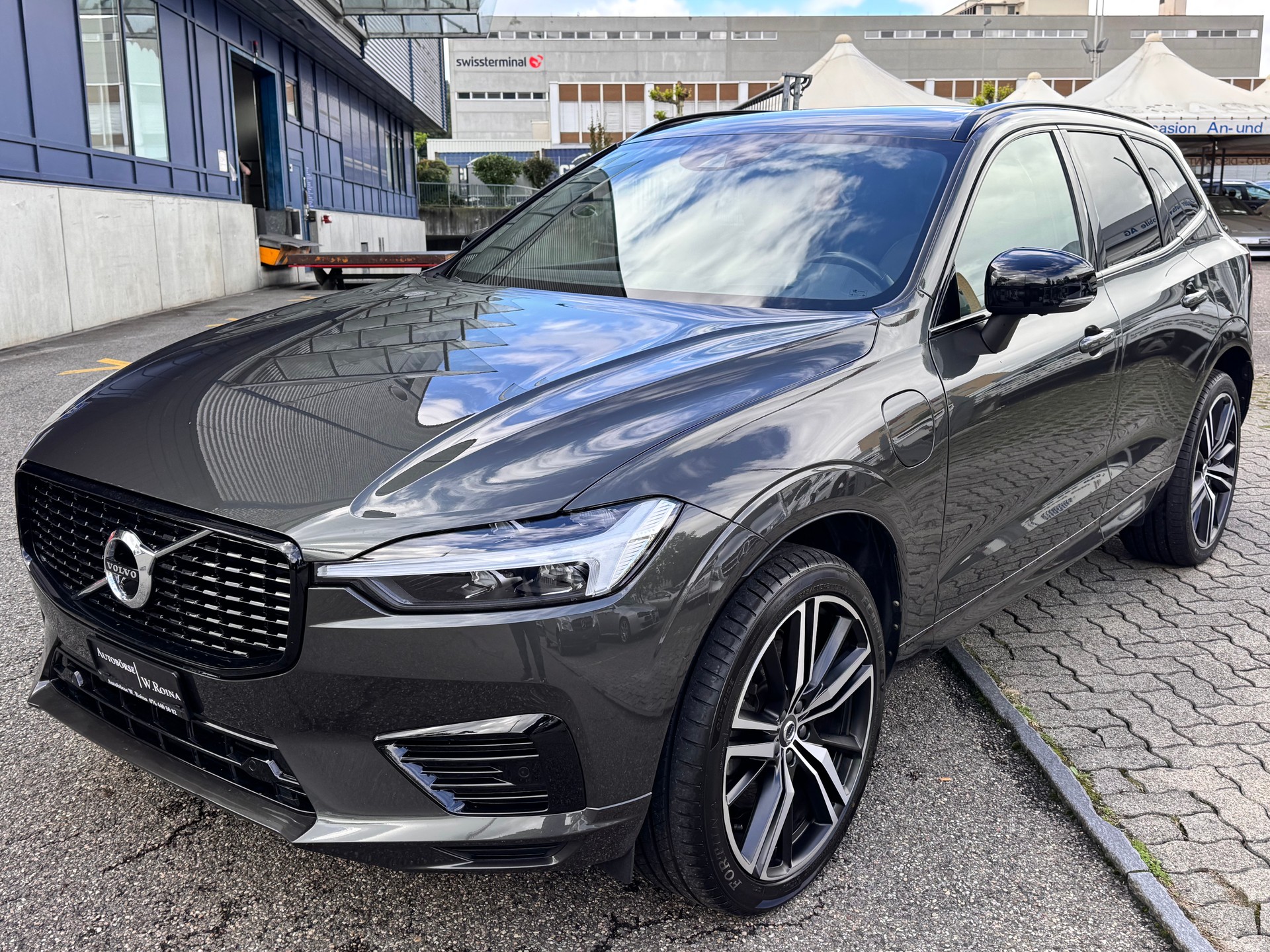 VOLVO XC60 T6 eAWD R-Design Expression Geartronic-image-6
