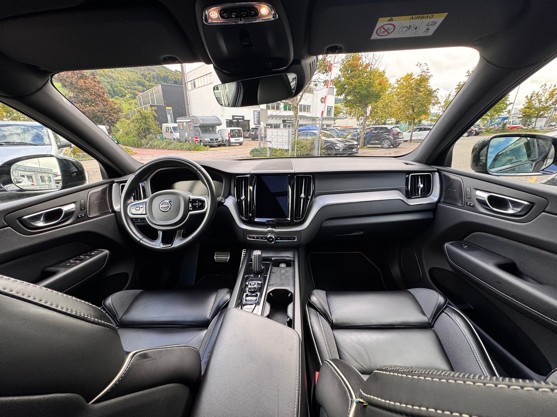 VOLVO XC60 T6 eAWD R-Design Expression Geartronic-image-14