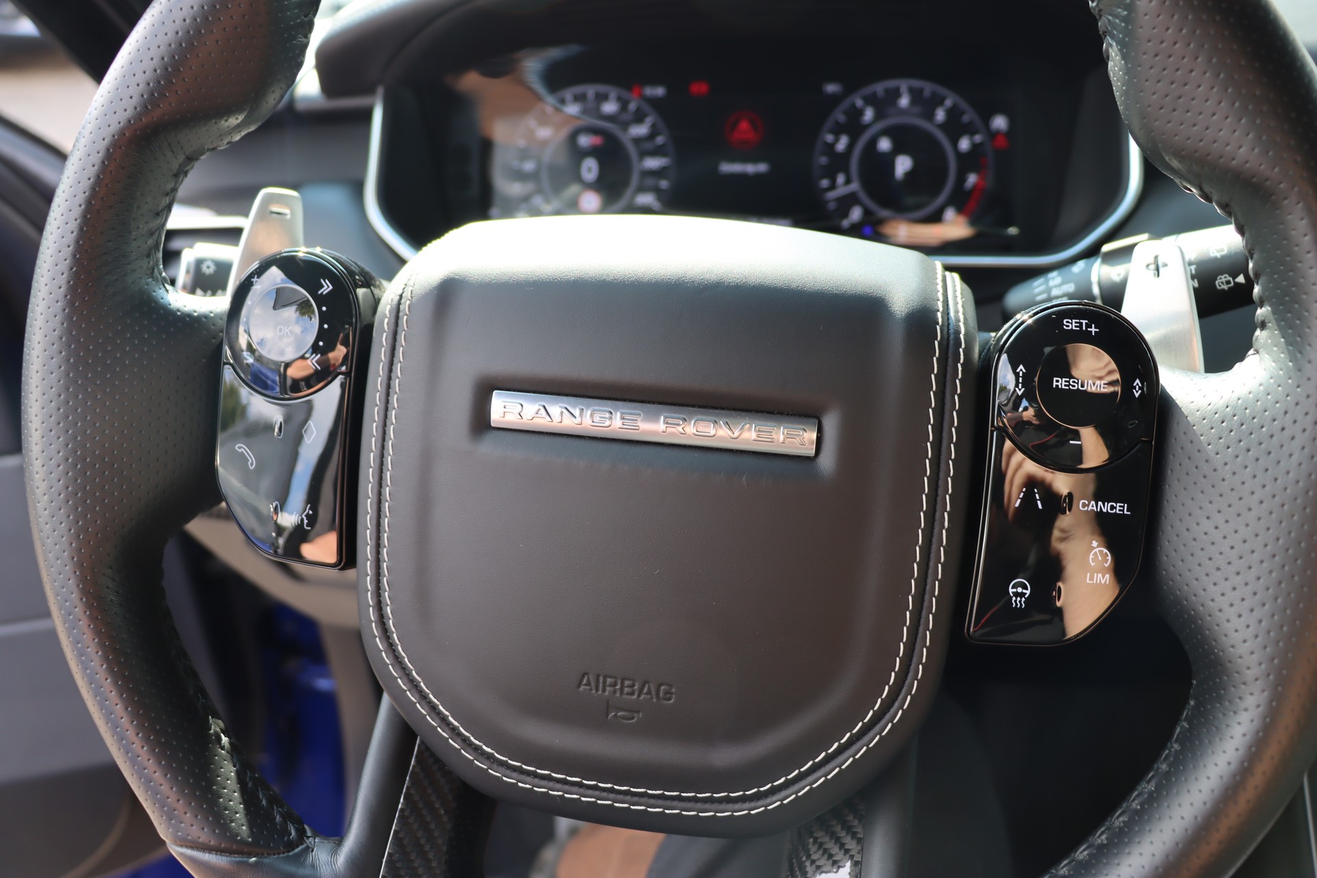 LAND ROVER Range Rover Sport 5.0 V8 S/C SVR Automatic-image-17