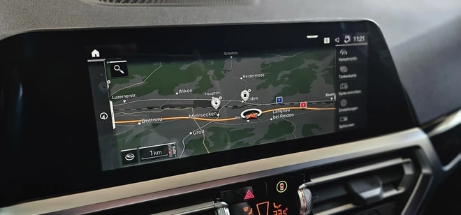 BMW 330e x DriveTouring M Sport Steptronic *CH-Fahrzeug*-image-18