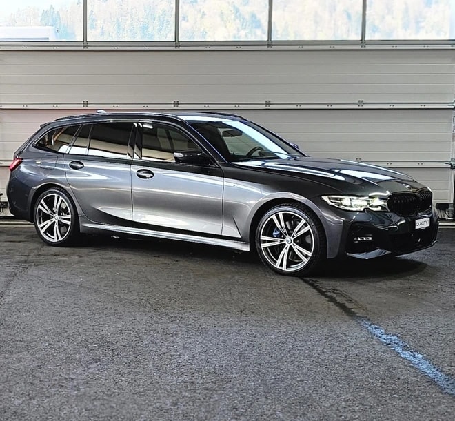 BMW 330e x DriveTouring M Sport Steptronic *CH-Fahrzeug*-image-6