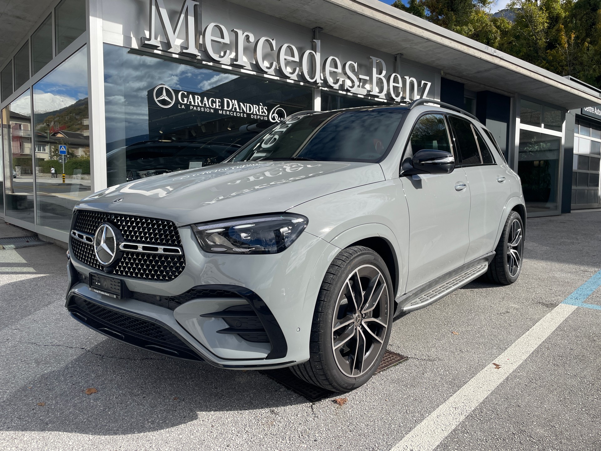 MERCEDES-BENZ GLE 450 4Matic AMG Line 9G-Tronic-image-0
