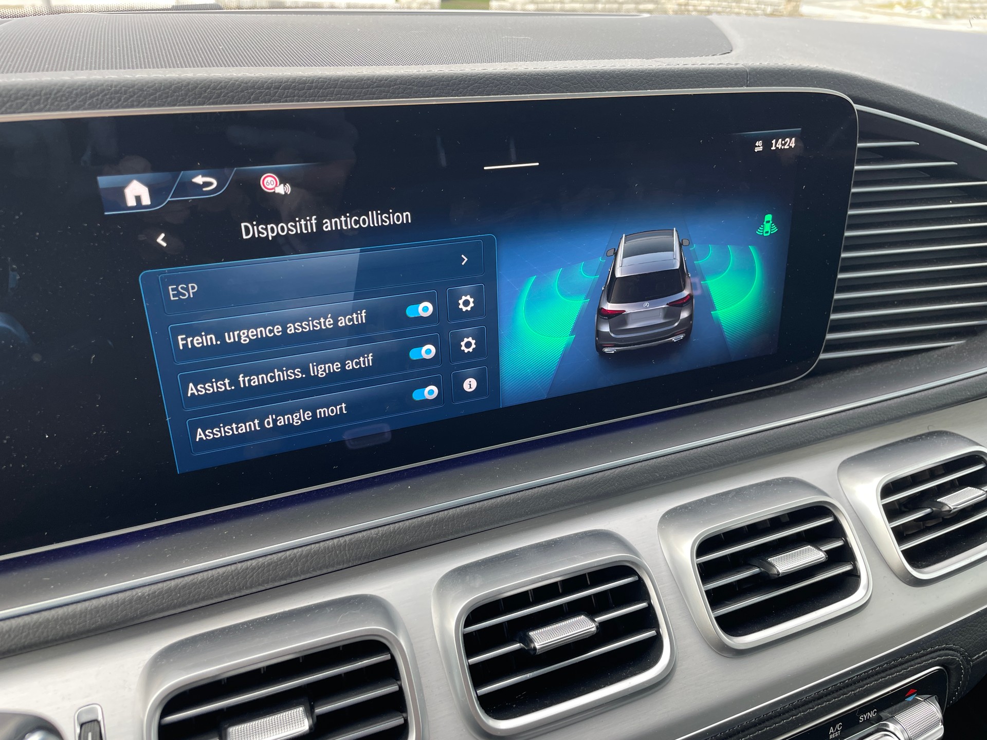 MERCEDES-BENZ GLE 450 4Matic AMG Line 9G-Tronic-image-23