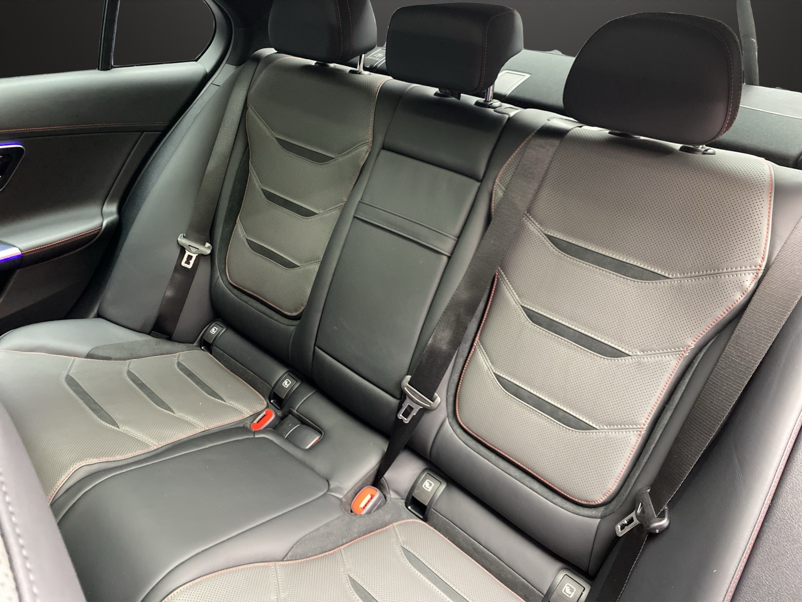 MERCEDES-BENZ C 43 AMG 4 Matic Executive Edition-image-9