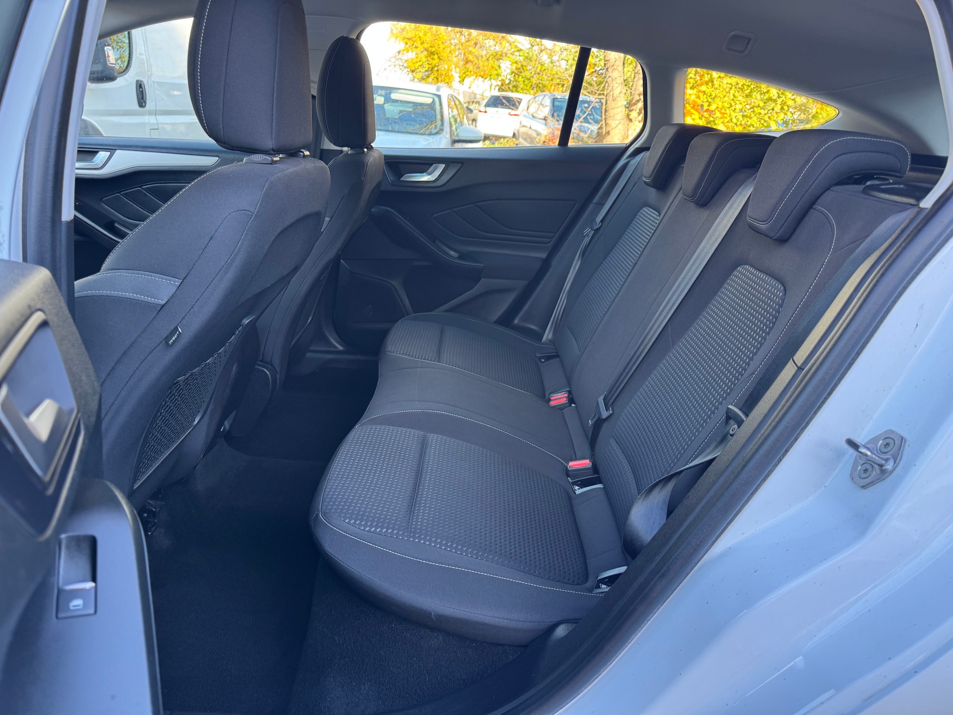 FORD Focus 1.0 SCTi Trend * Gr. Navi * Klima * Tempomat * PDC H * Frisch Ab MFK-image-2