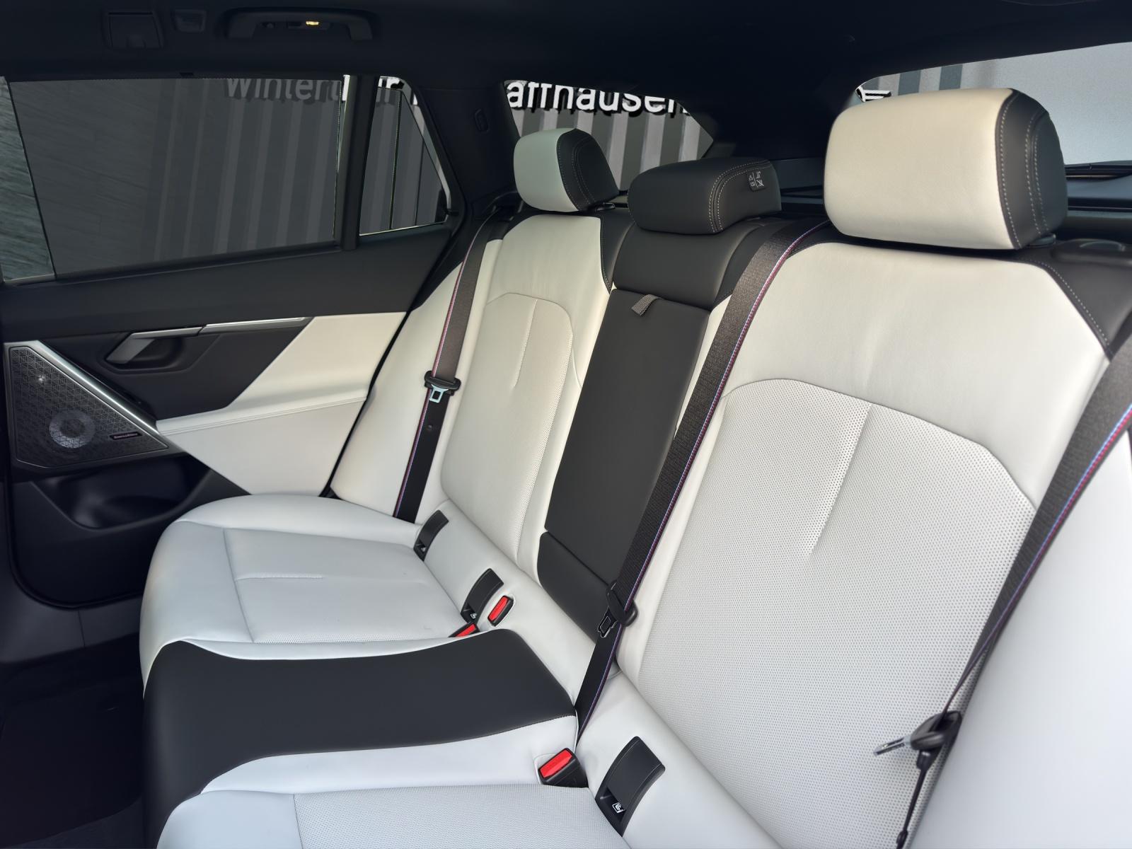 BMW M5 Touring xDrive-image-14