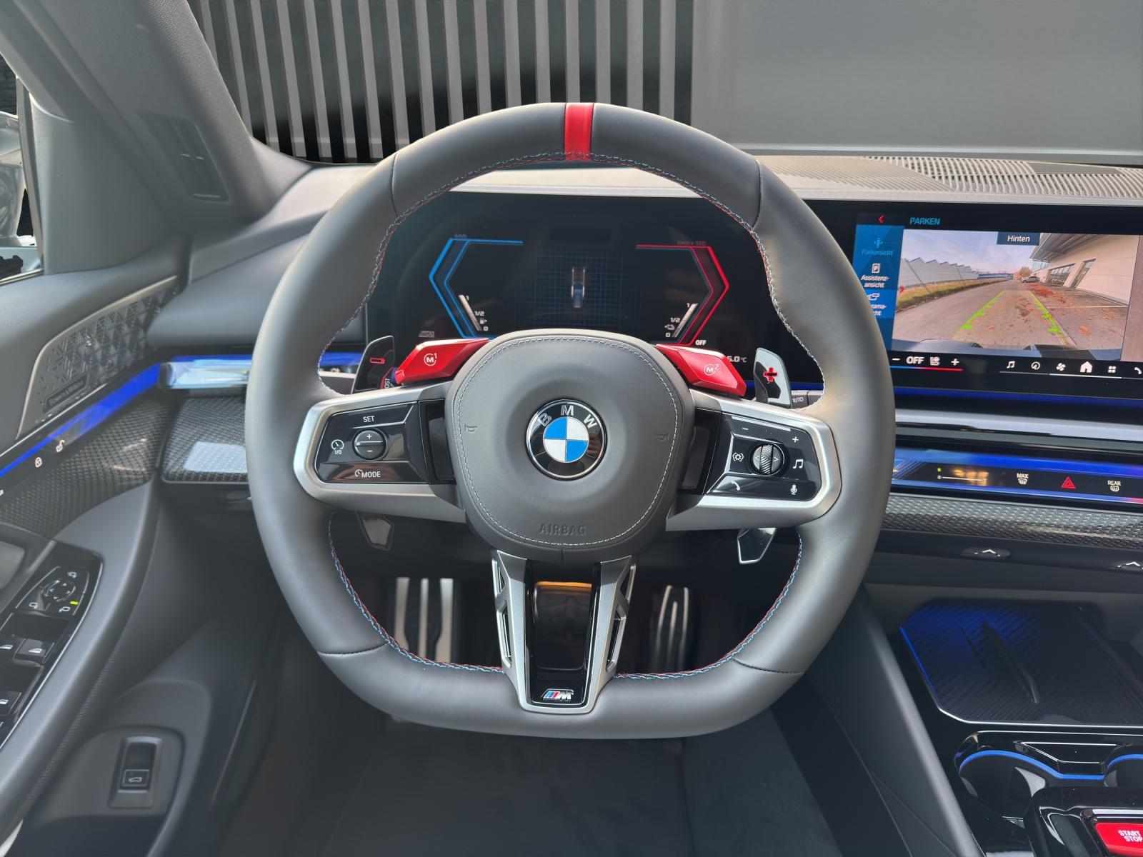 BMW M5 Touring xDrive-image-10
