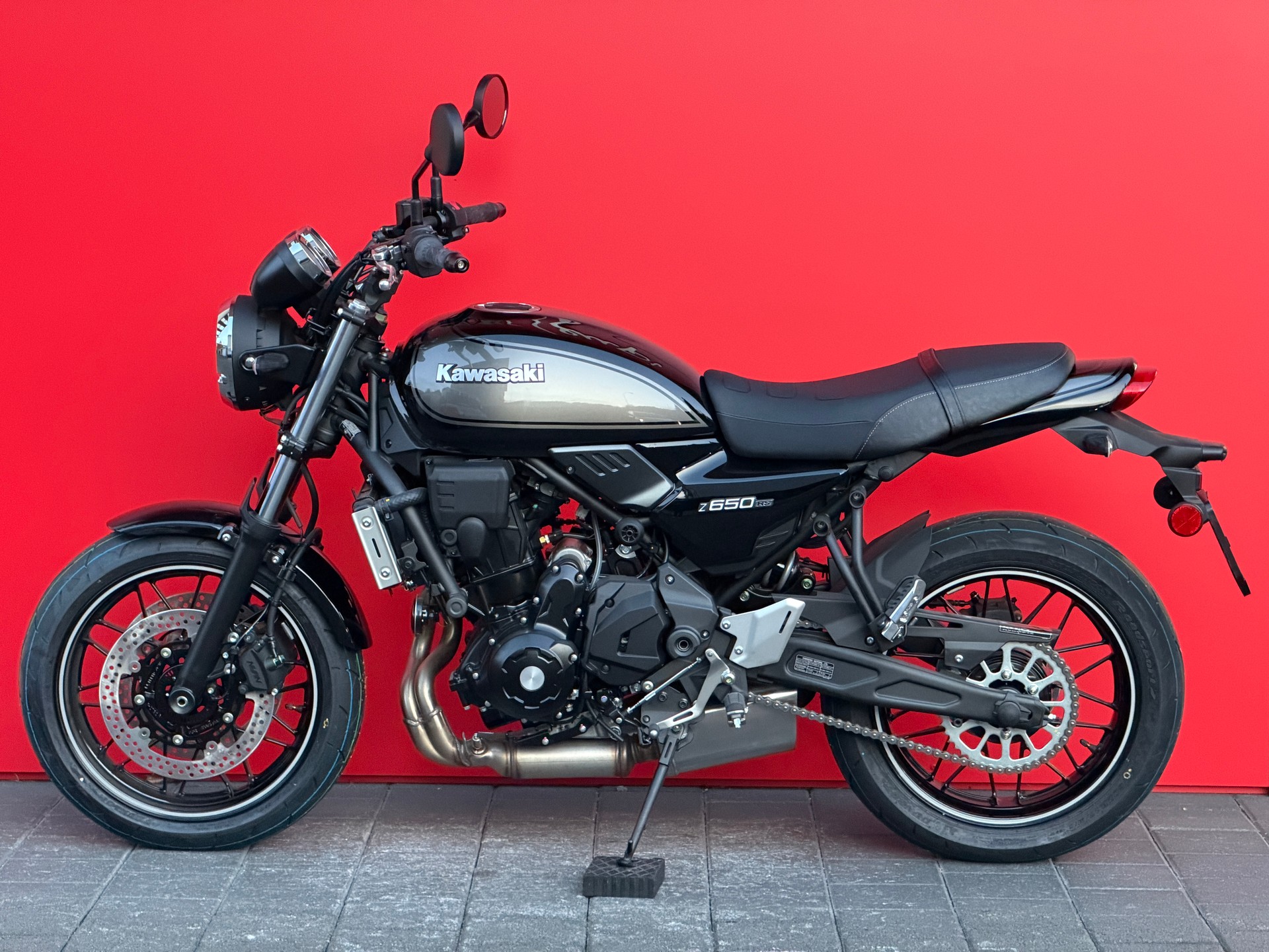 KAWASAKI Z 650 RS (35kW)-showroom-element-3