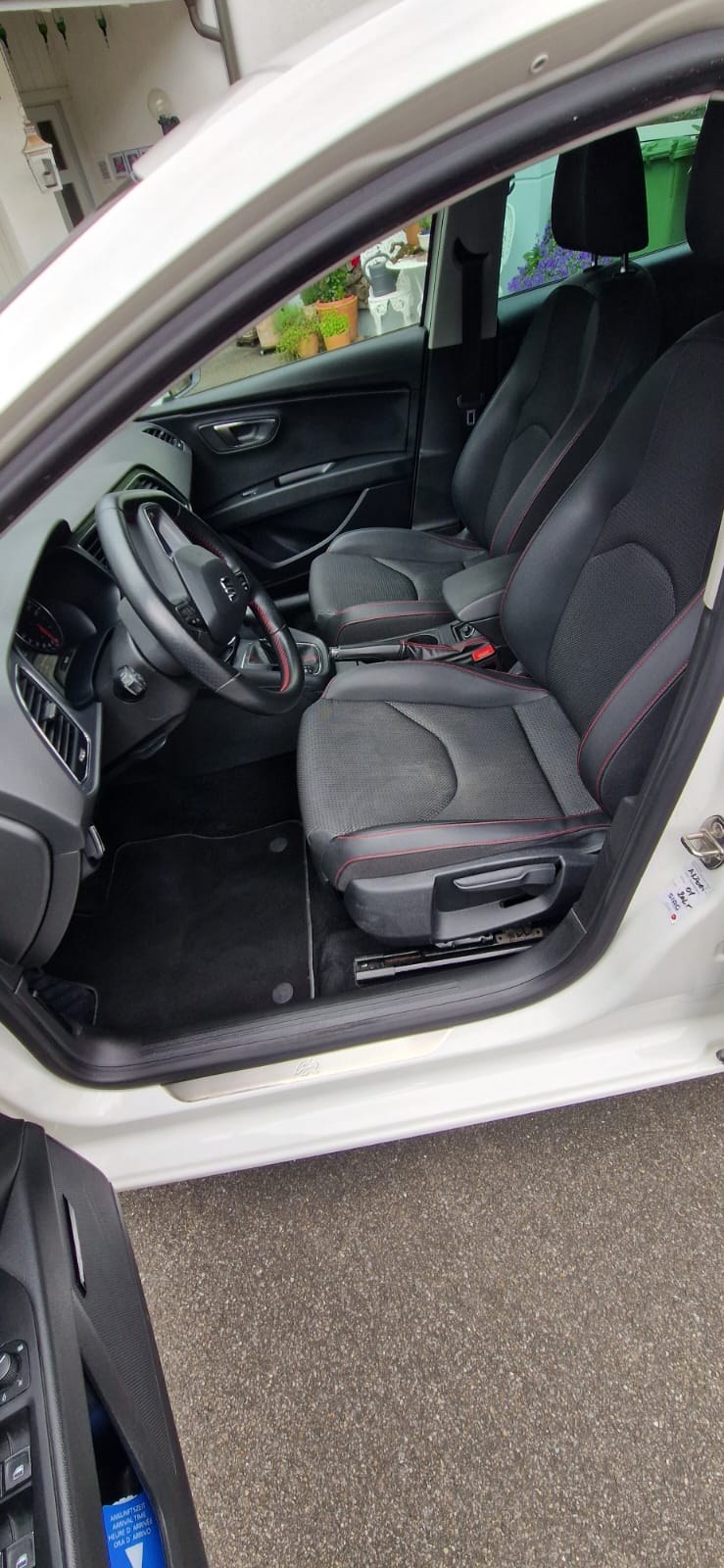 SEAT Leon 1.4 TSI FR DSG-image-4