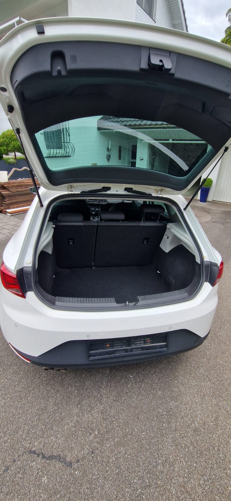 SEAT Leon 1.4 TSI FR DSG-image-3