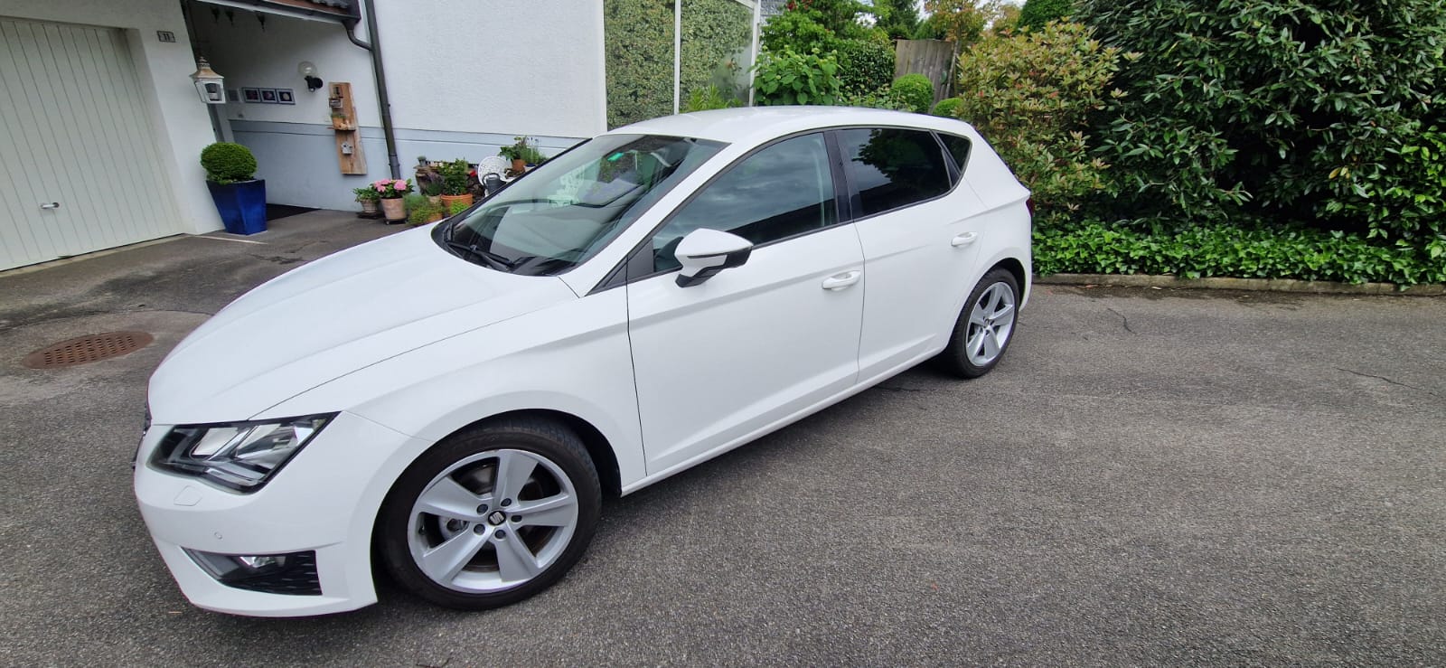 SEAT Leon 1.4 TSI FR DSG-image-1
