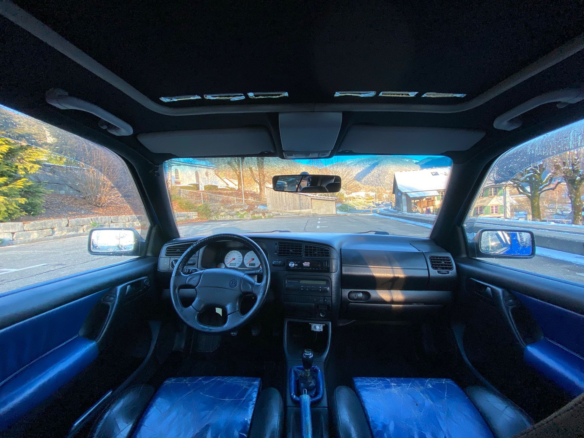 VW Golf 2800 VR6 Edition Color concept-image-8