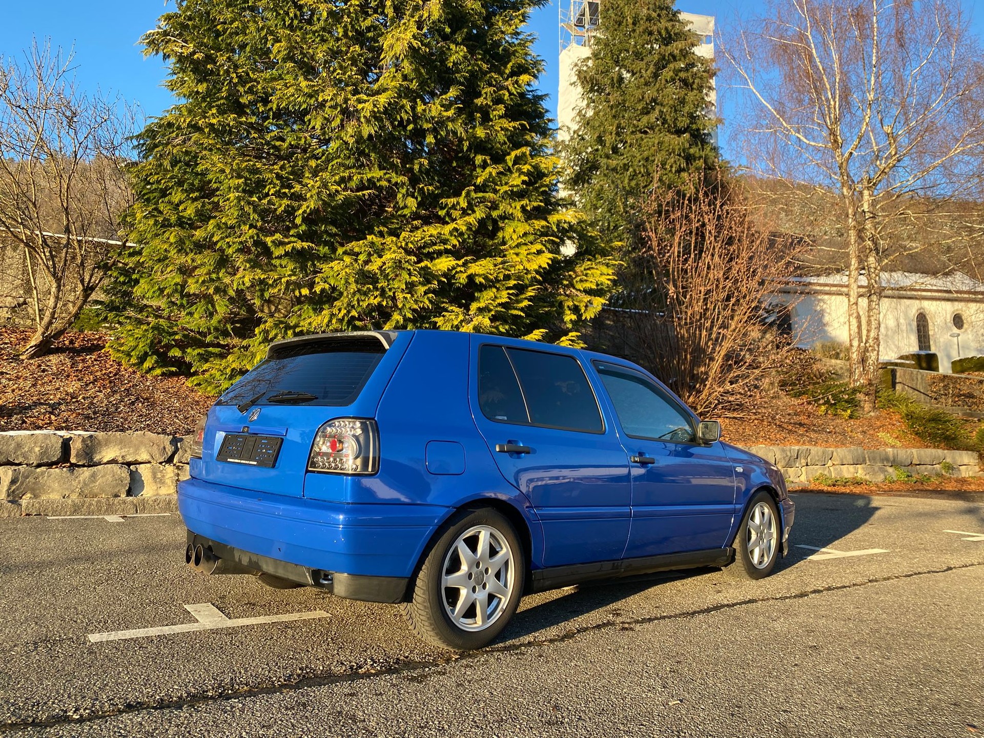 VW Golf 2800 VR6 Edition Color concept-image-4