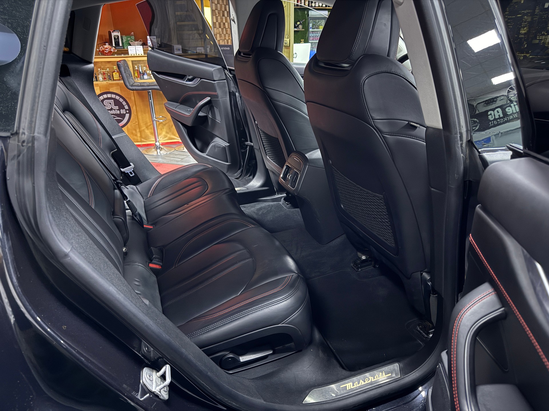 MASERATI Levante S 3.0 V6 Automatica / Frisch MFK / CH Fz / Vollausstattung-image-11