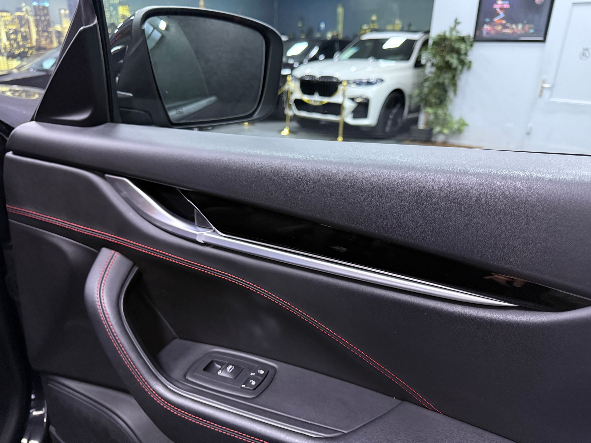 MASERATI Levante S 3.0 V6 Automatica / Frisch MFK / CH Fz / Vollausstattung-image-10
