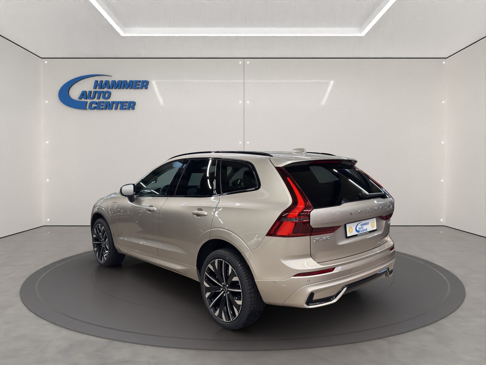 VOLVO XC60 2.0 T8 TE Ultra Dark eAWD-image-2