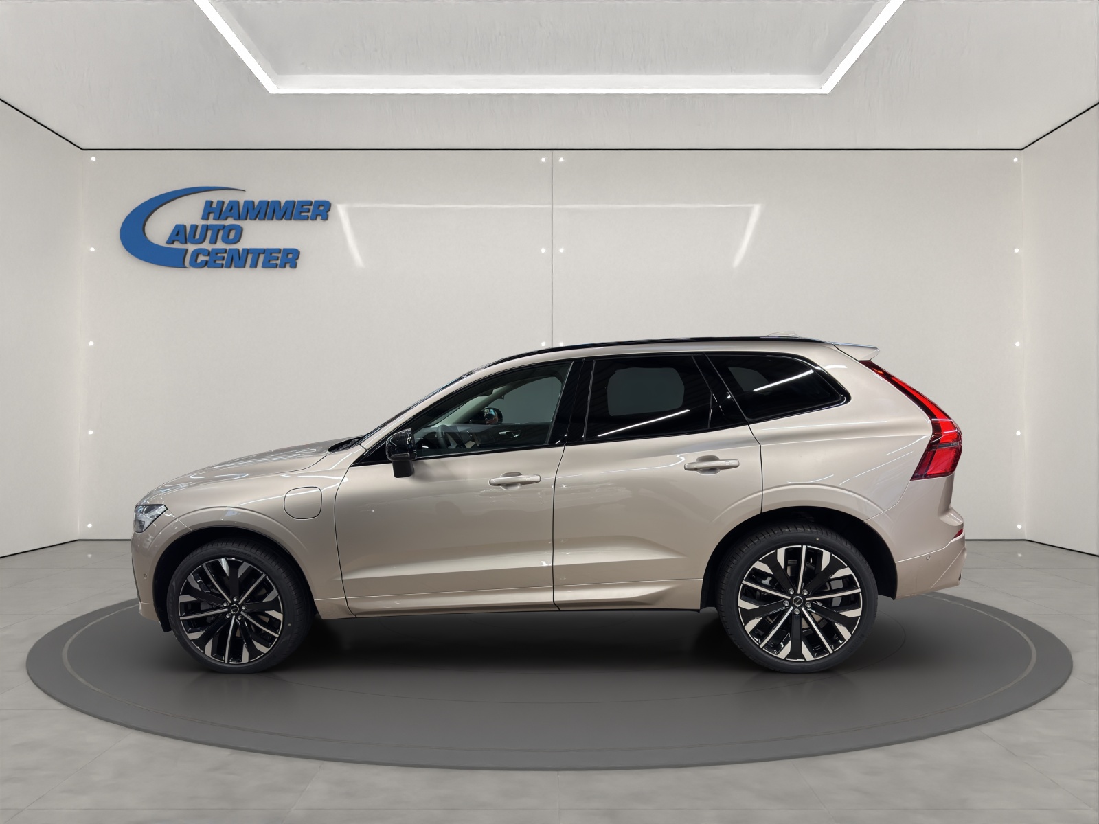 VOLVO XC60 2.0 T8 TE Ultra Dark eAWD-image-1