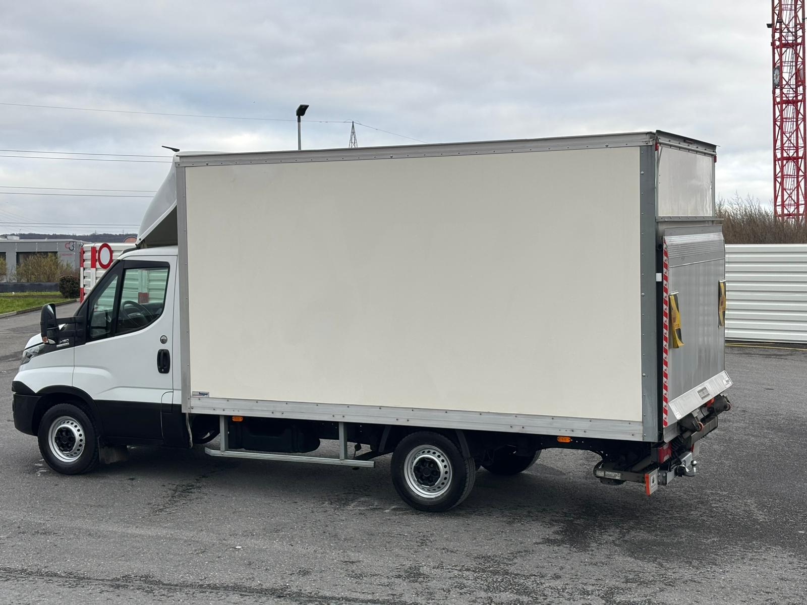 IVECO 35 S 16 A8 D-image-18