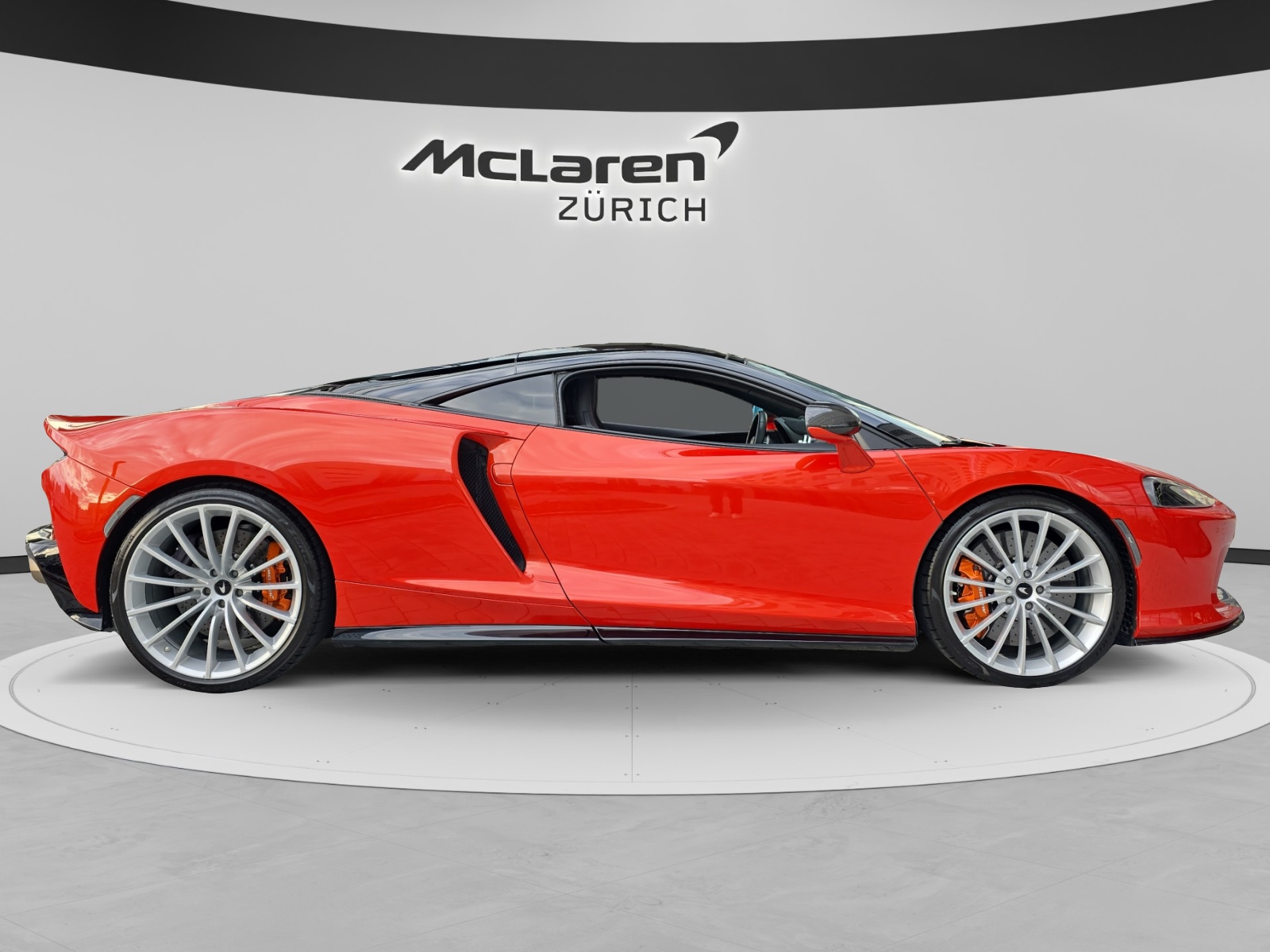 McLAREN GT Pioneer-image-5