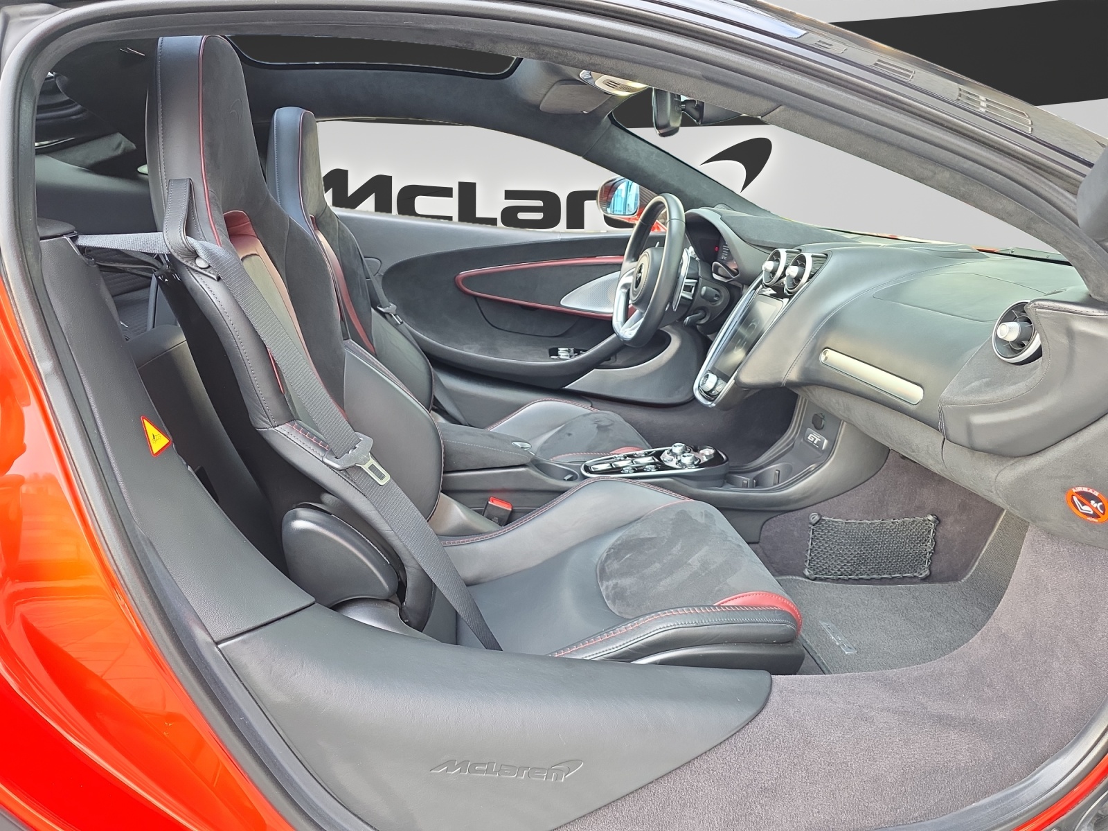 McLAREN GT Pioneer-image-14