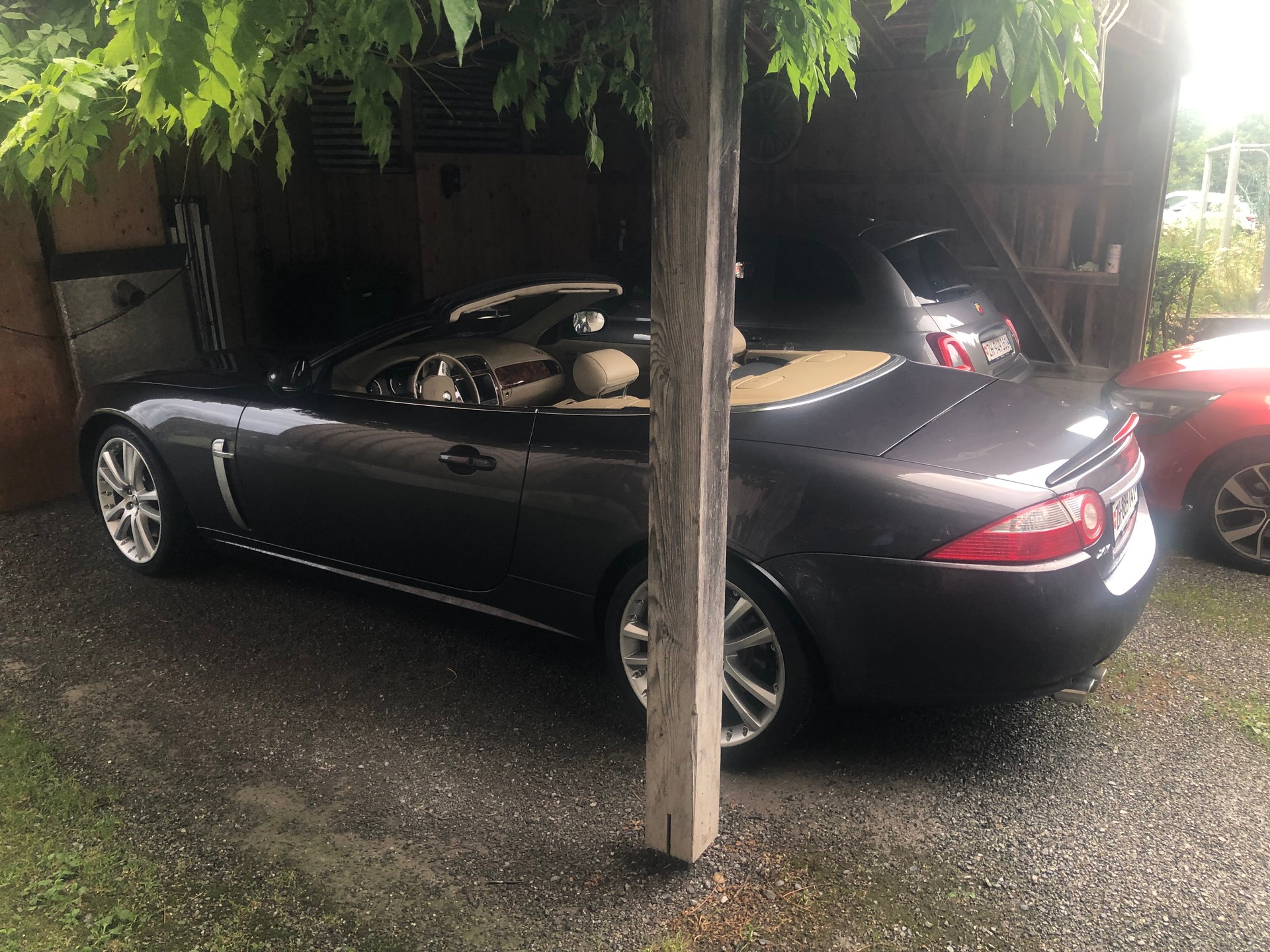JAGUAR XKR-image-4