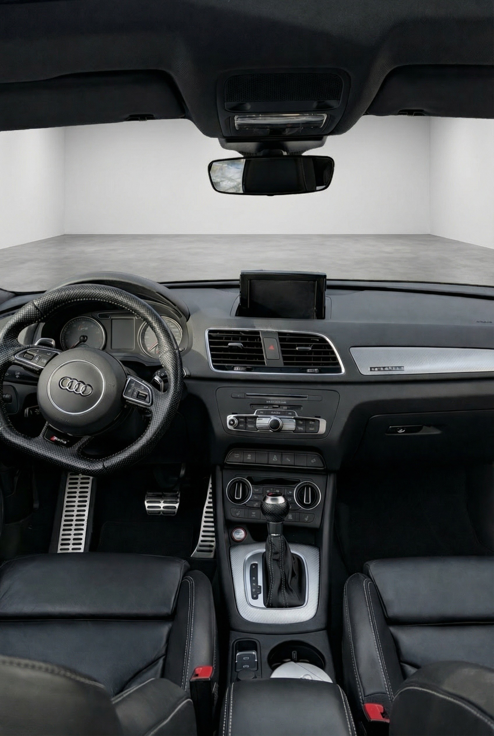AUDI RS Q3 2.5 TFSI performance quattro S-tronic-image-5
