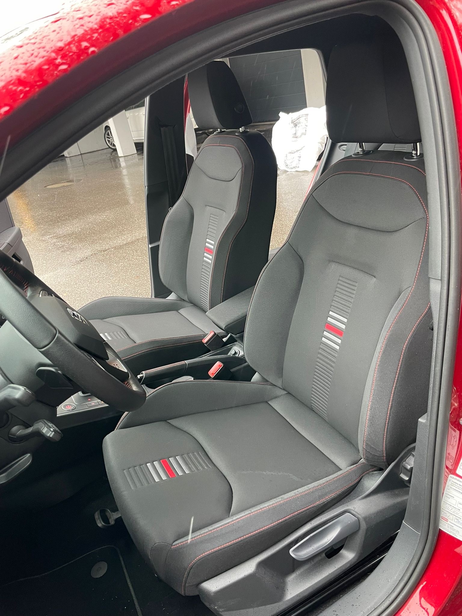 SEAT Ibiza 1.0 EcoTSI FR DSG | CH-Fahrzeug | ACC | Navi | Keyless | LED | 8-fach bereift-image-12