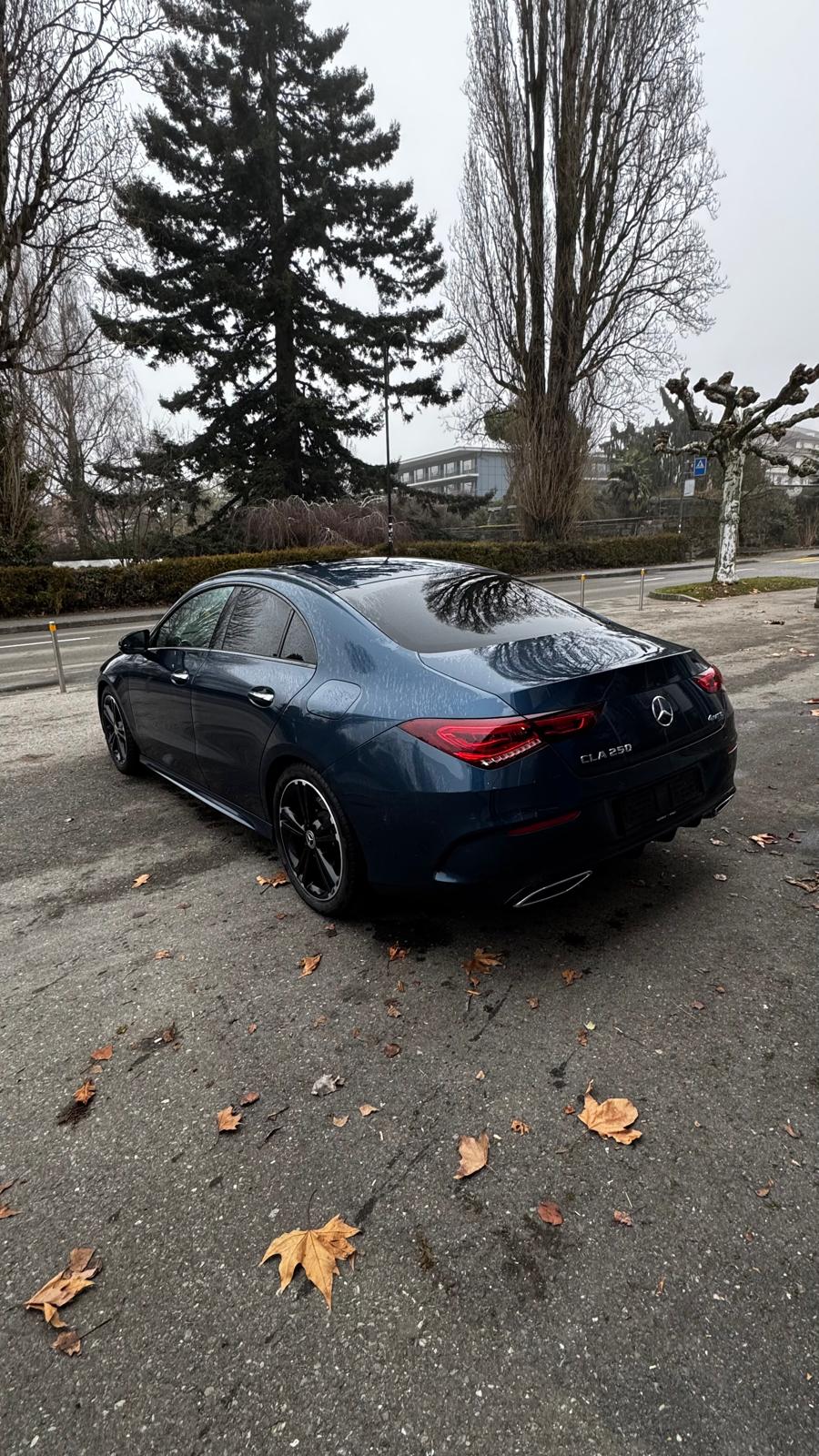 MERCEDES-BENZ CLA 250 4Matic AMG Line 7G-DCT-image-2