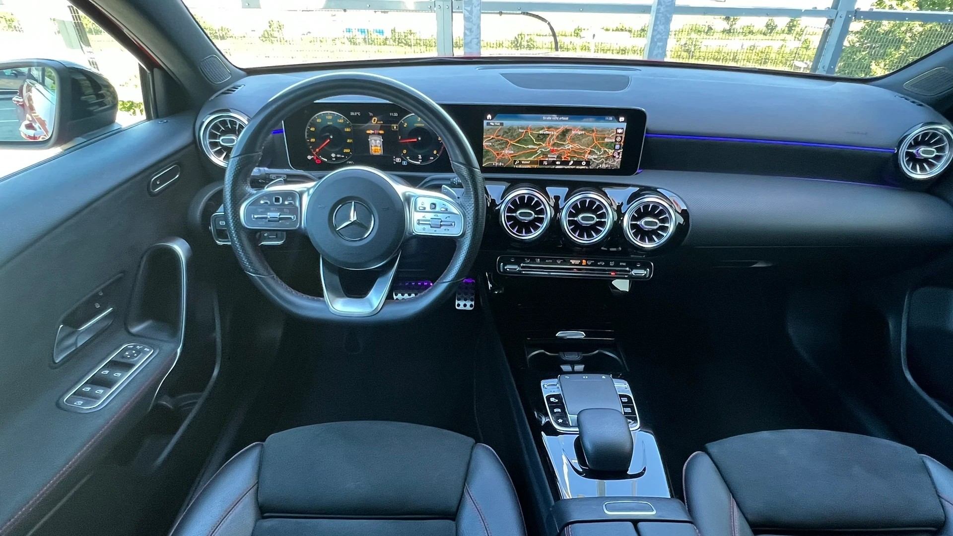 MERCEDES-BENZ A 200 d AMG LINE NIGHT 8G-DCT l 150 PS-image-21