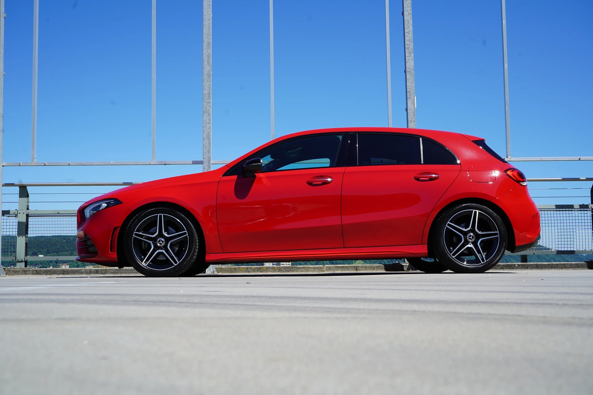 MERCEDES-BENZ A 200 d AMG LINE NIGHT 8G-DCT l 150 PS-image-3