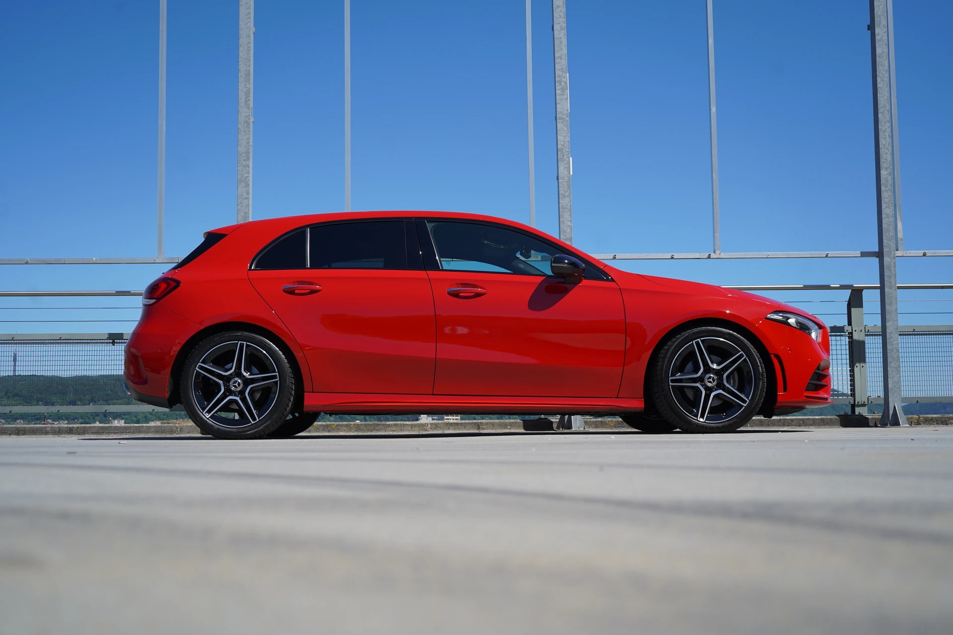 MERCEDES-BENZ A 200 d AMG LINE NIGHT 8G-DCT l 150 PS-image-2