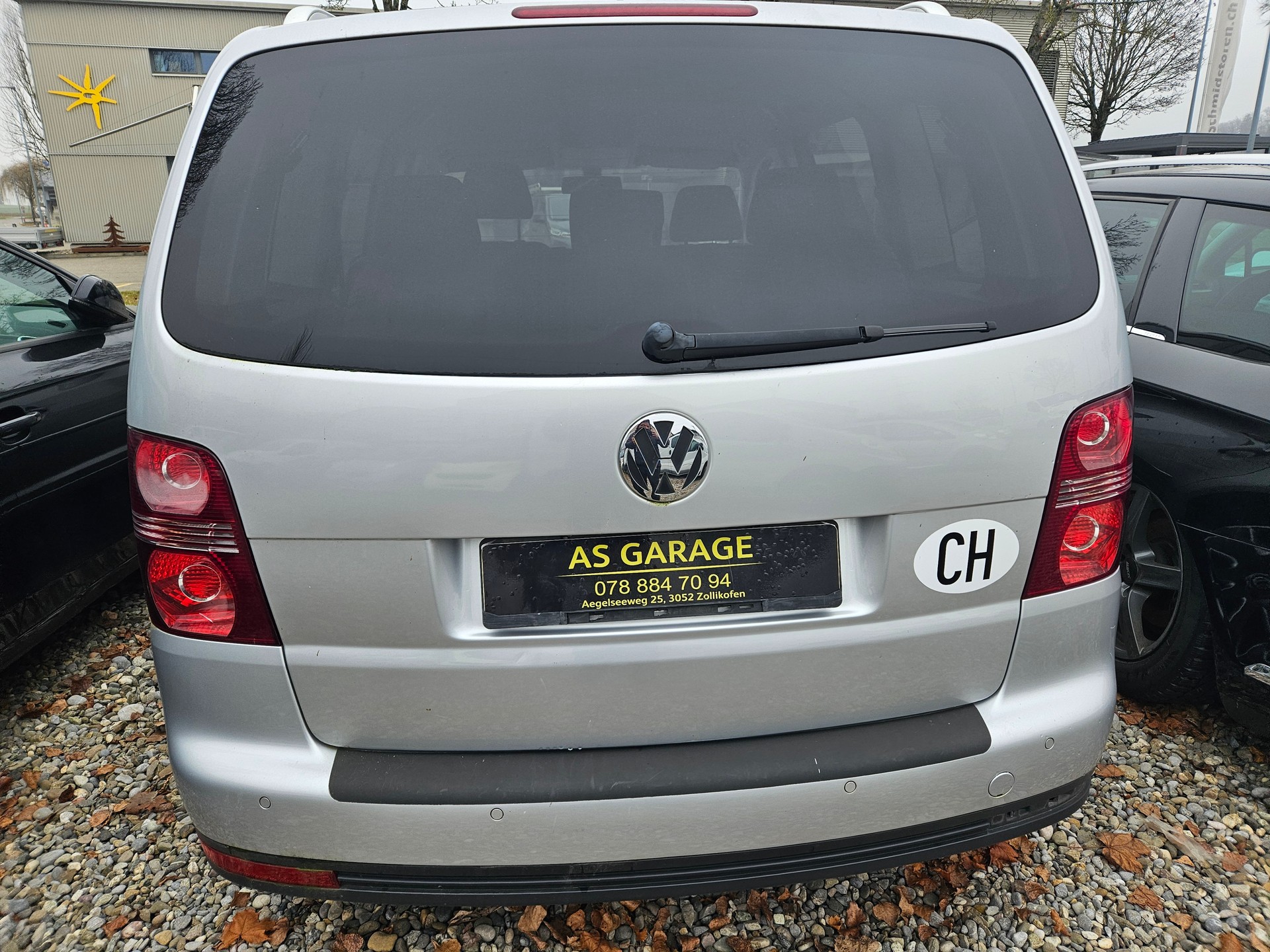 VW Touran 1.4 TSI Highline DSG-image-4