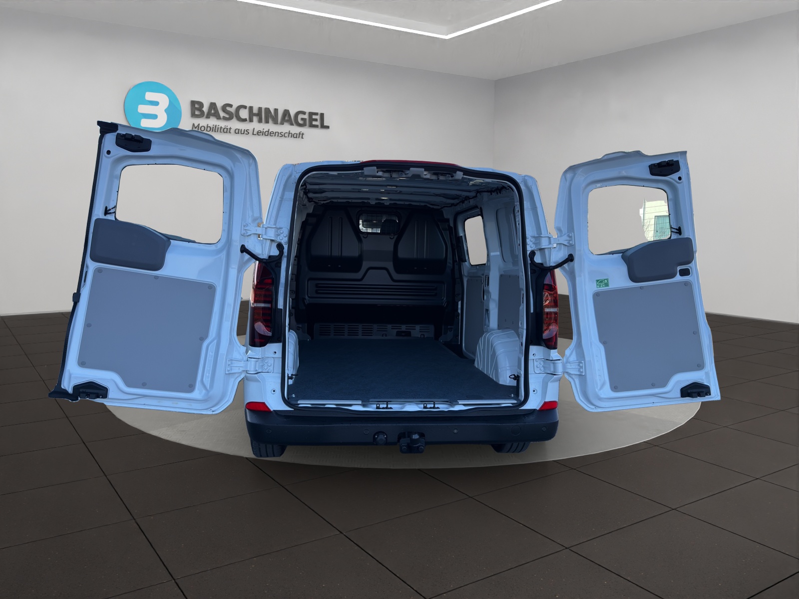 VW Transporter 2.0 TDI-image-5