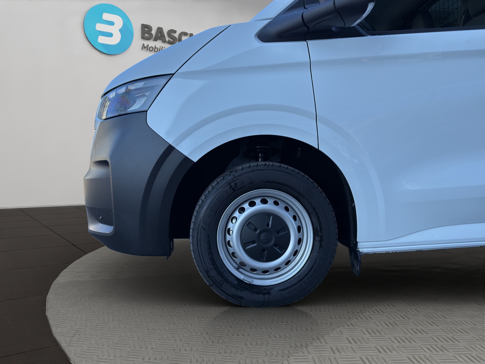 VW Transporter 2.0 TDI-image-6