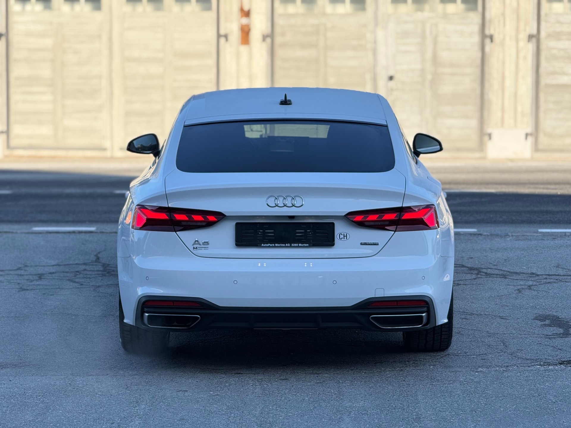 AUDI A5 Sportback 40 TDI Attraction quattro S-tronic-image-5