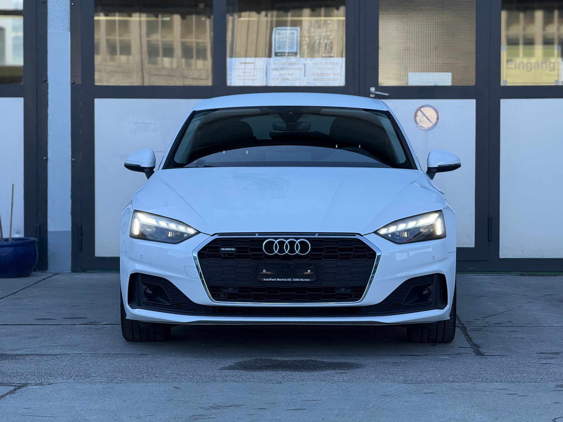 AUDI A5 Sportback 40 TDI Attraction quattro S-tronic-image-2