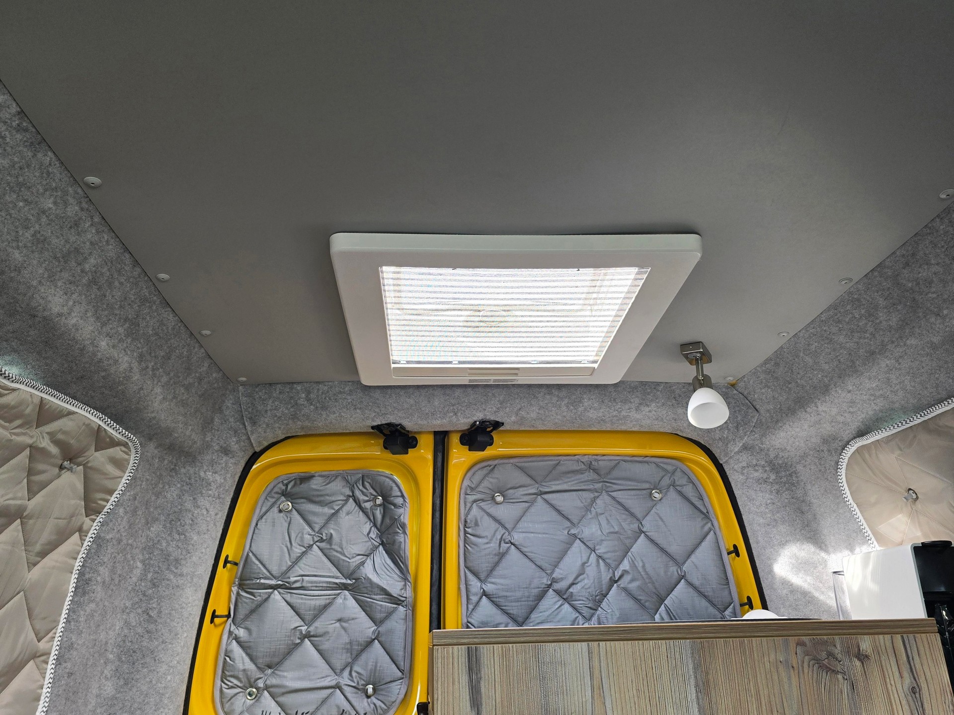VW CADDY MAXI 1.4 TSI GEOVAN CAMPER-image-13