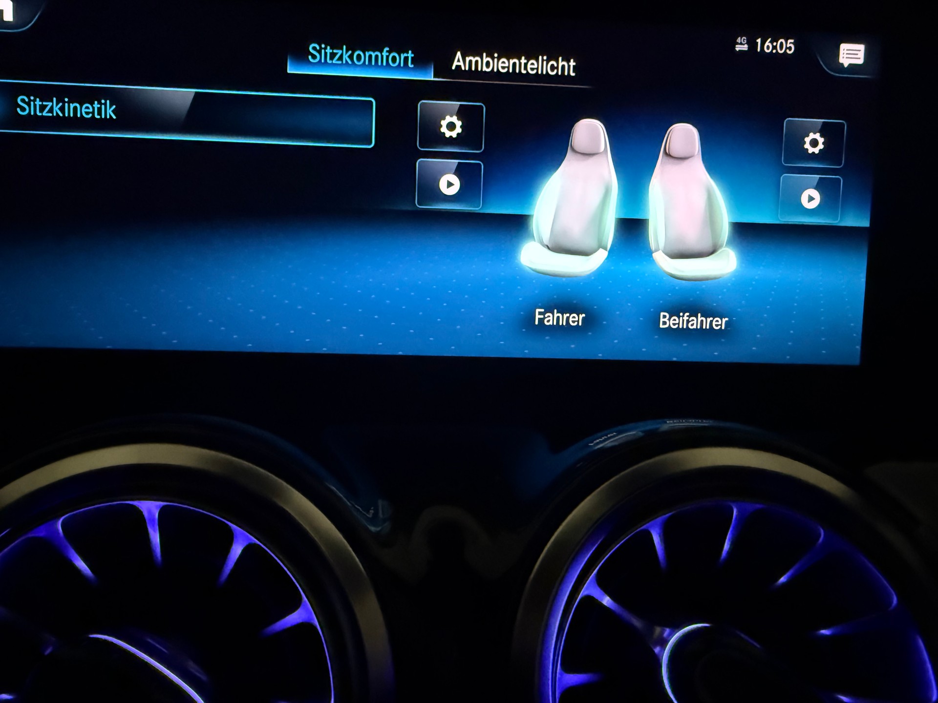 MERCEDES-BENZ GLA 35 AMG 4Matic 8G-Speedshift DCT-image-20