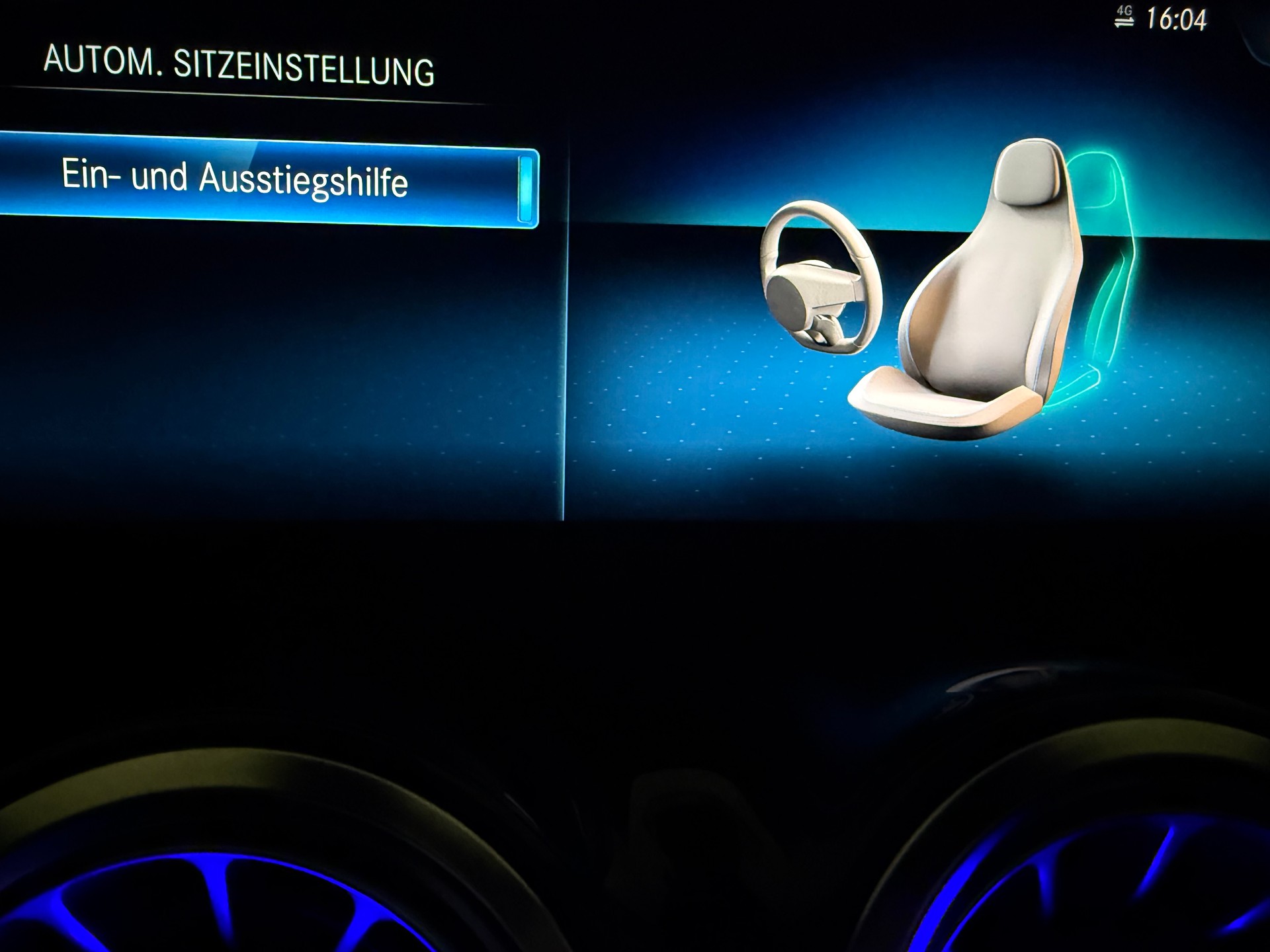 MERCEDES-BENZ GLA 35 AMG 4Matic 8G-Speedshift DCT-image-16