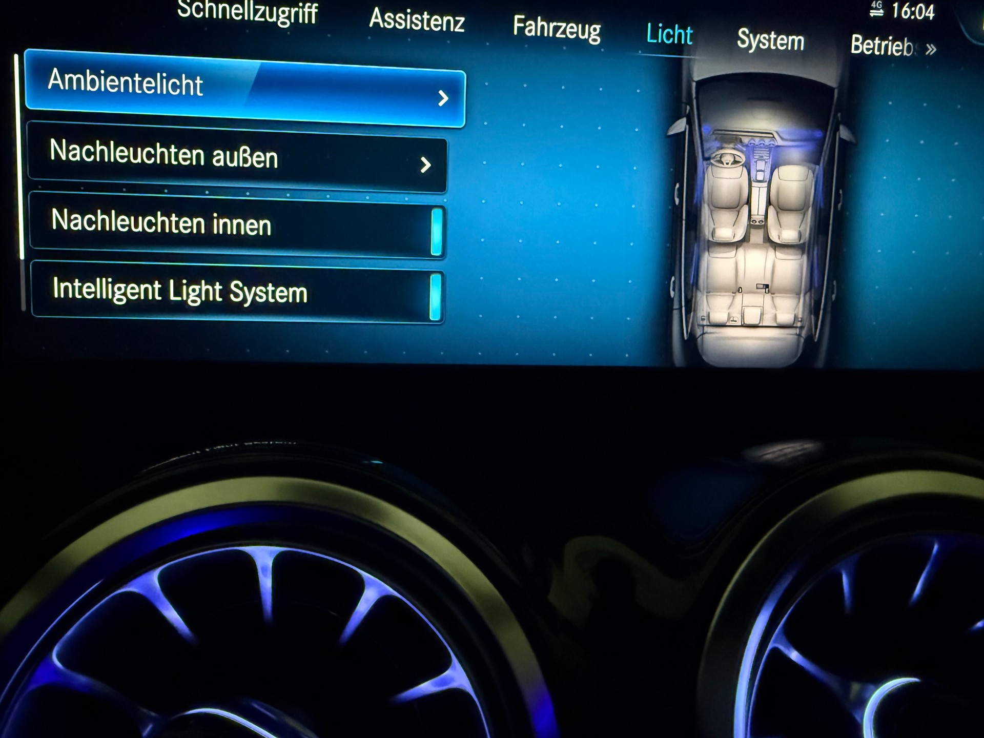 MERCEDES-BENZ GLA 35 AMG 4Matic 8G-Speedshift DCT-image-17