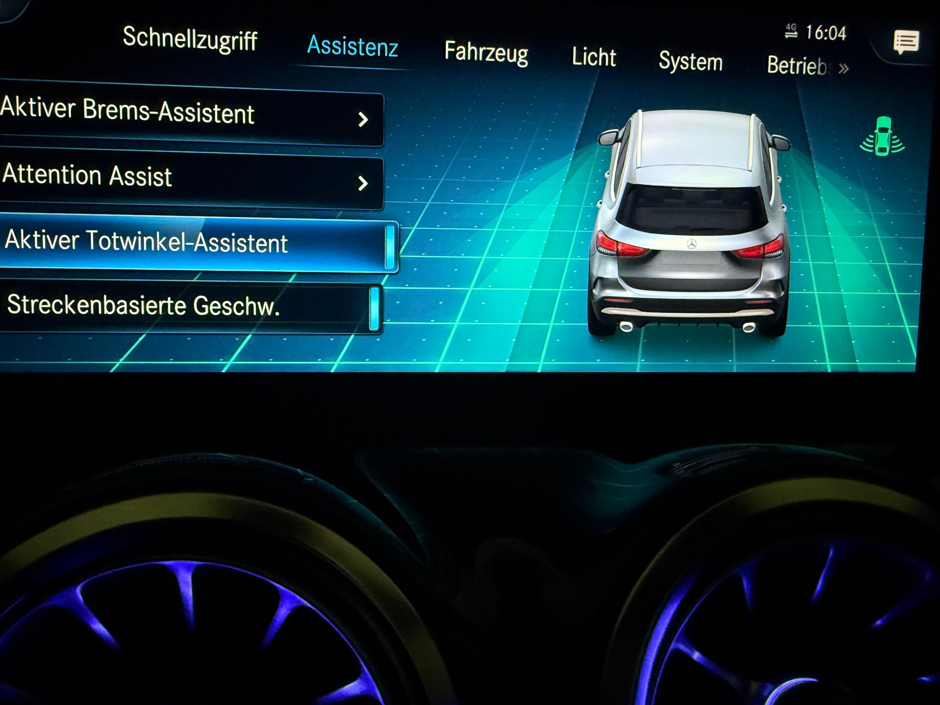 MERCEDES-BENZ GLA 35 AMG 4Matic 8G-Speedshift DCT-image-14