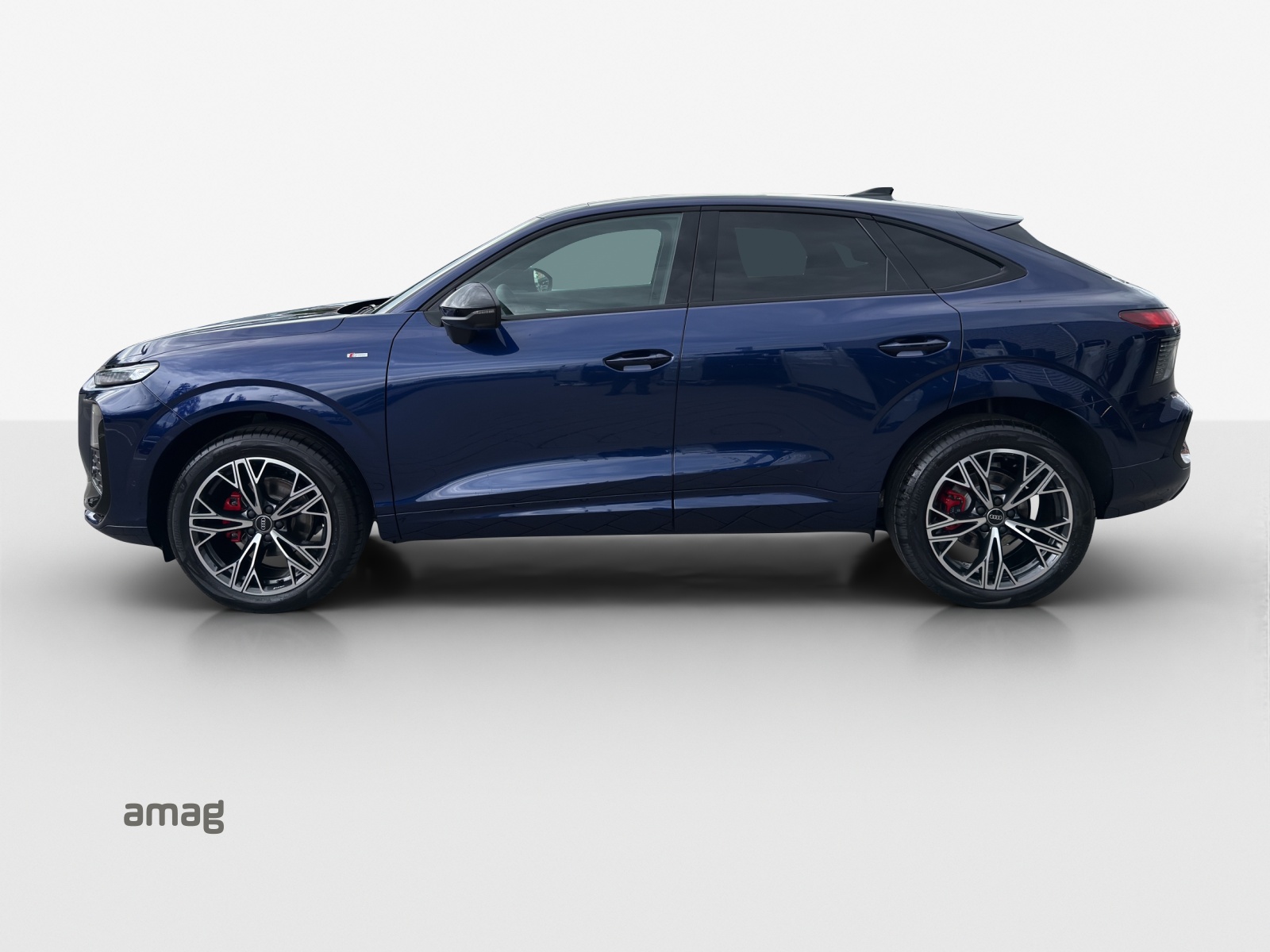 AUDI Q3 Sportback 110 kW TFSI S tronic-image-1