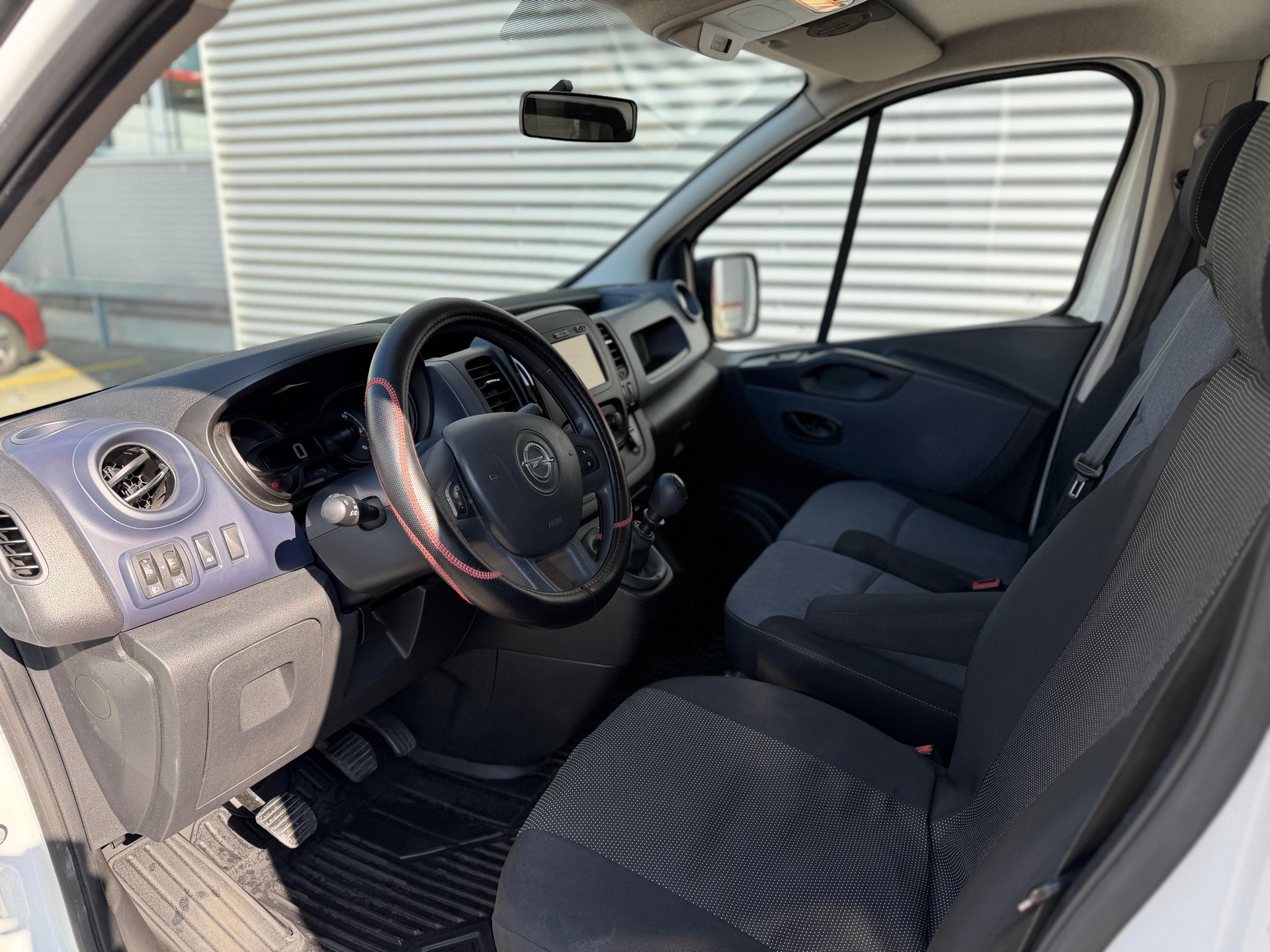 OPEL Vivaro 1.6 BiTurbo CDTI ecoFLEX 2.9t L2H1 145PS!-image-7